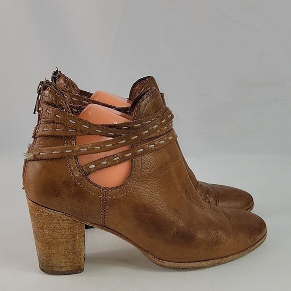 Frye Naomi Pickstitch Shootie Women's Ankle Booties - Picture 2 of 14